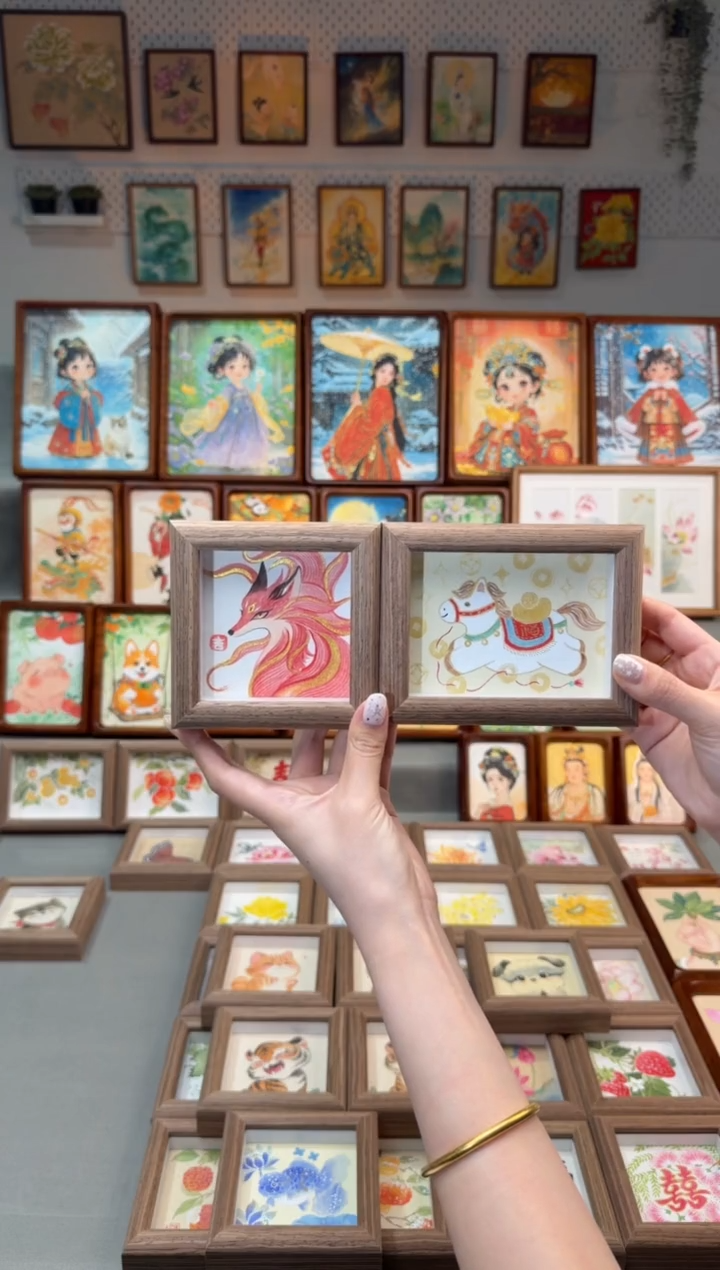 国画九尾狐 小马 手绘国画13