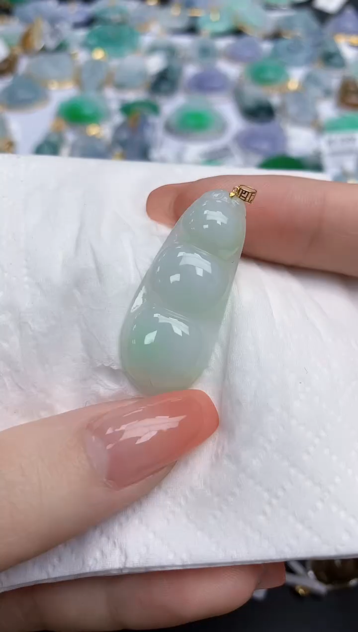 【闪购商品】翡翠颈饰未镶嵌天然缅甸翡翠A货