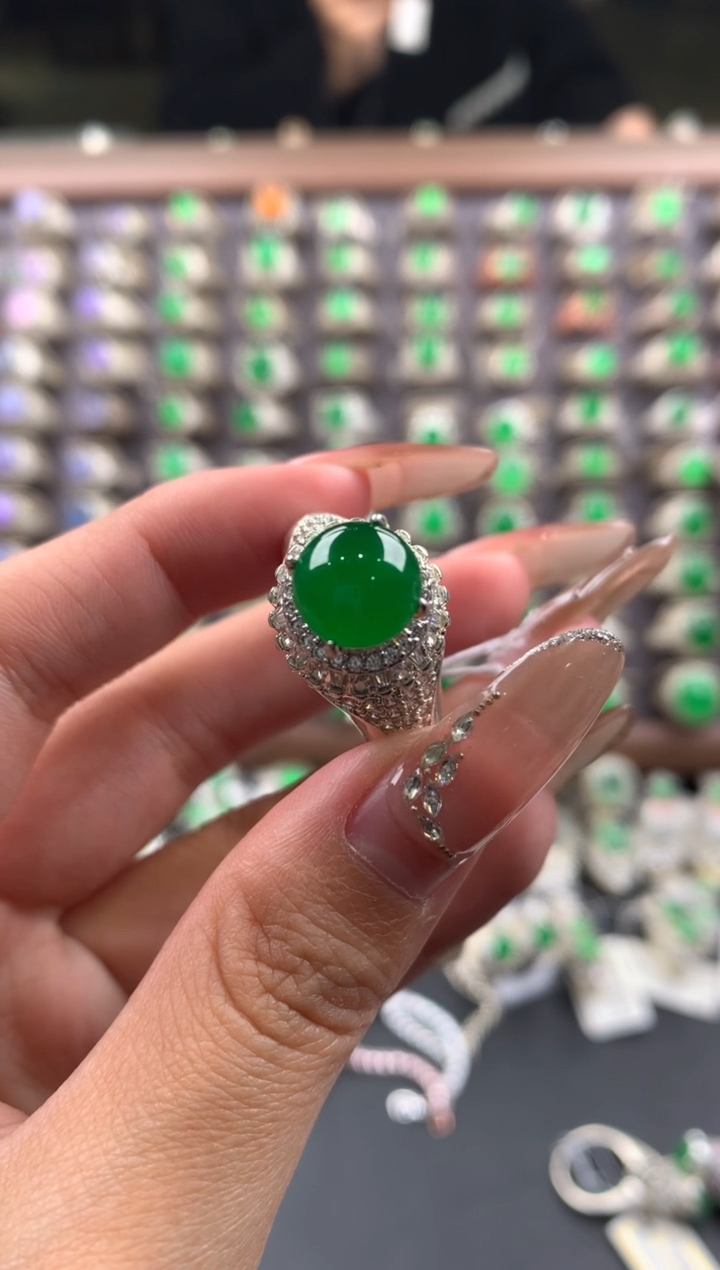 未镶嵌定制翡翠天然缅甸A货翡翠福利款 12.21