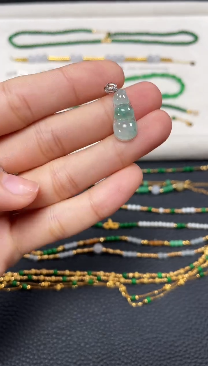 【闪购商品】翡翠吊坠(不含链)18K金镶嵌一个  JK488