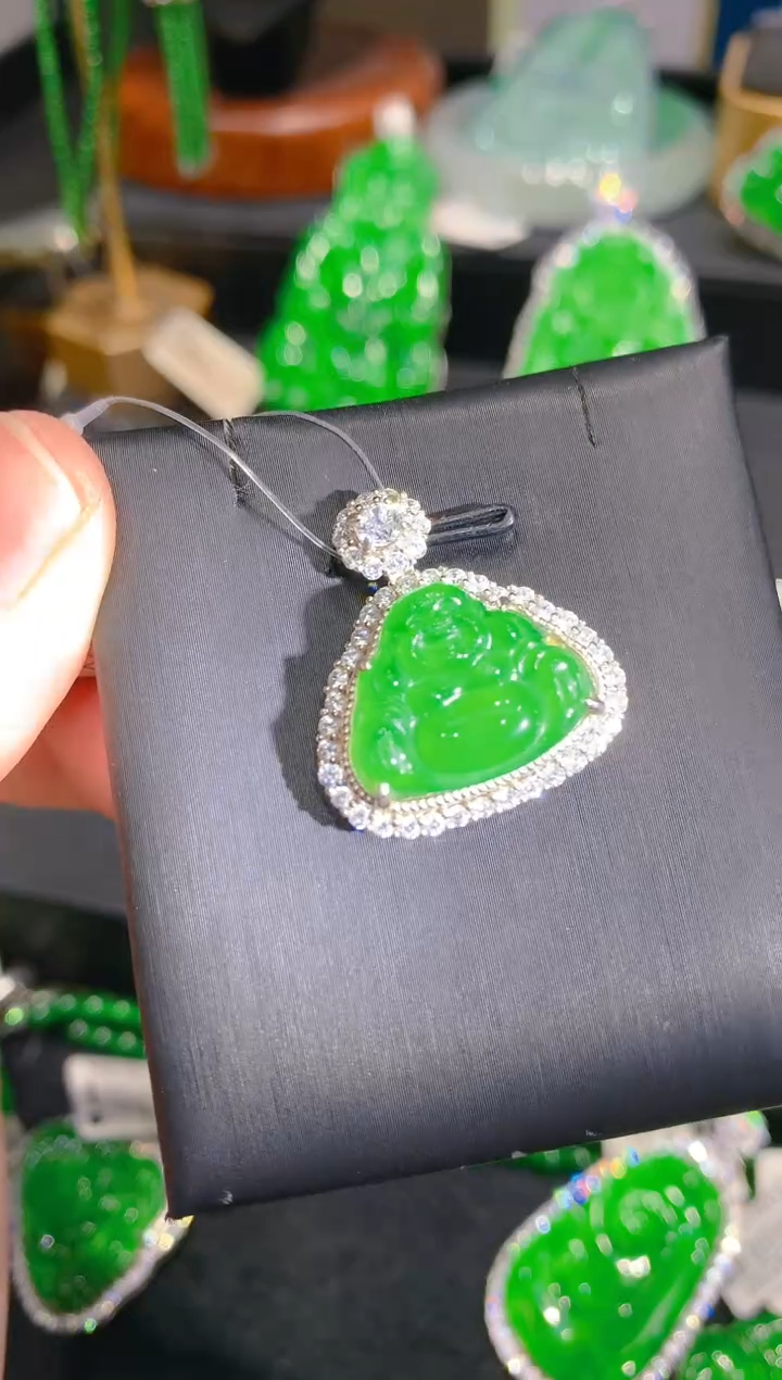 【闪购商品】翡翠颈饰银S925镶嵌61一季
