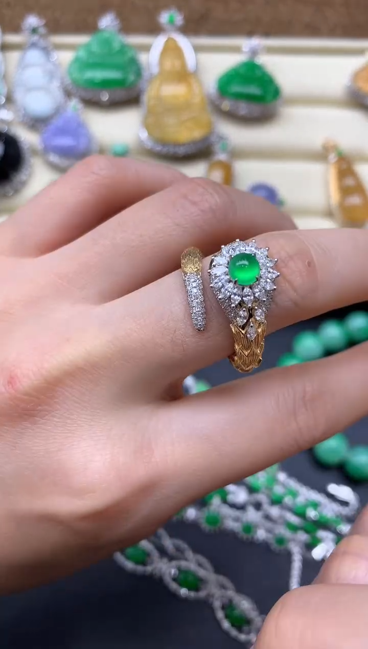 【闪购商品】翡翠戒指18K金镶嵌597-中国好珍宝