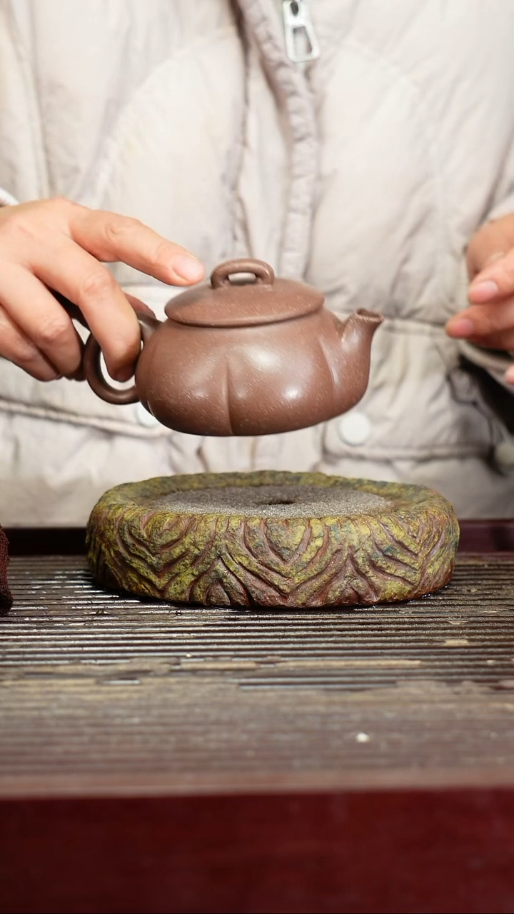 宜兴原矿紫砂壶茶壶宜兴原矿紫砂壶茶壶180C