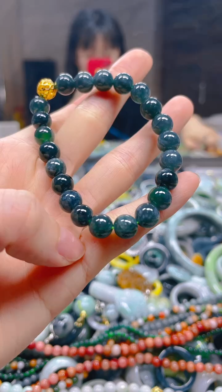 翡翠未镶嵌颈饰7.8MM/K/翡翠A货一图一物