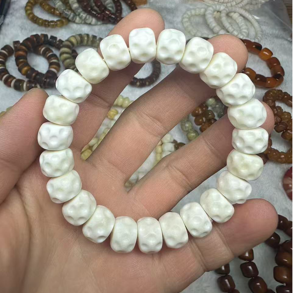 人工养殖鹿骨无相陨石坑卡10