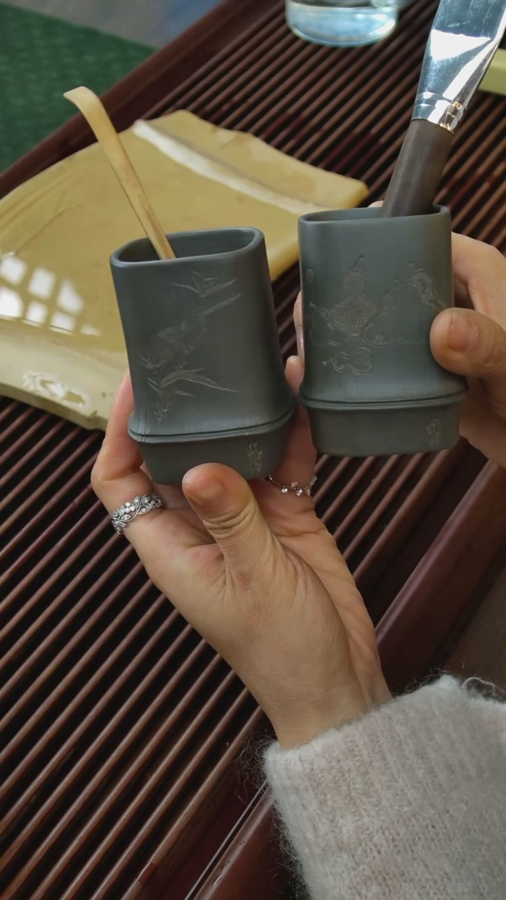 紫砂张小萌《还原烧方杯》（微瑕）