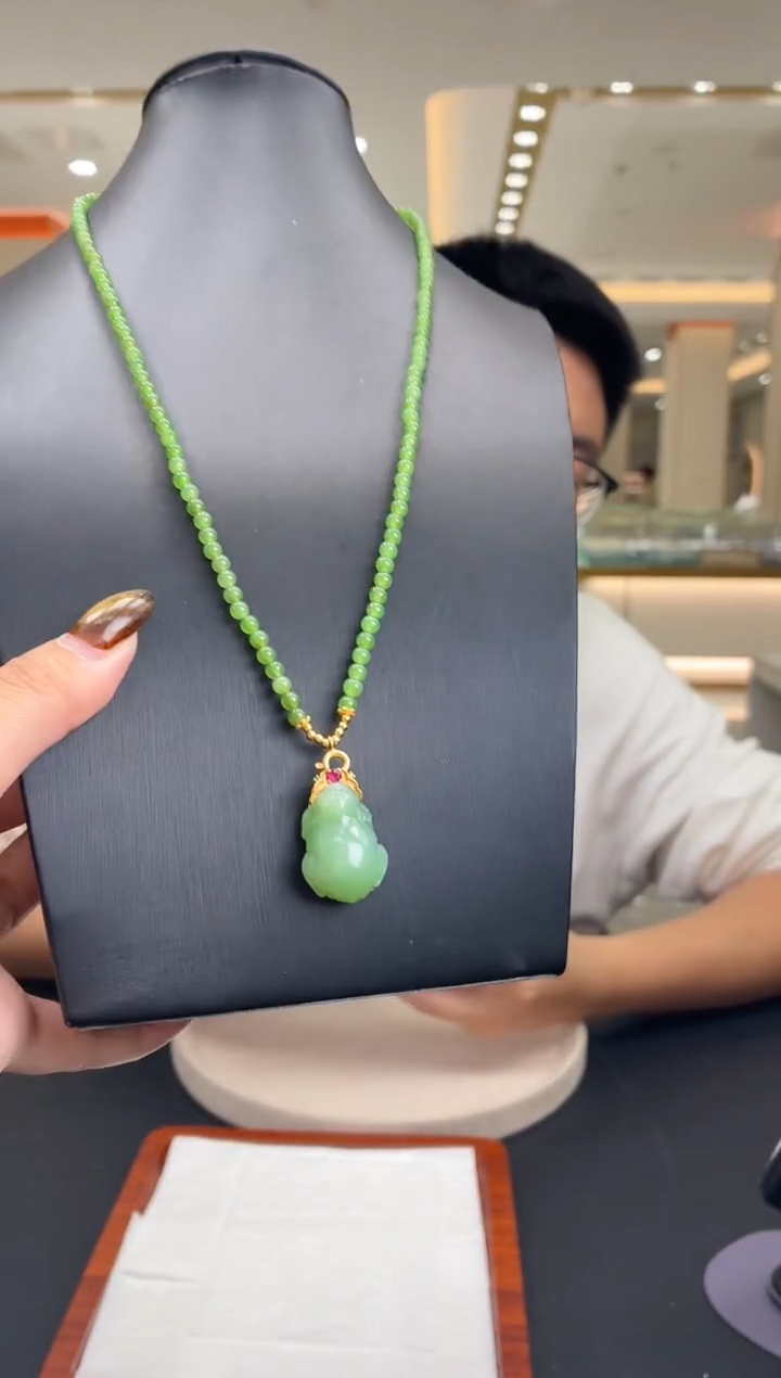 定制和田玉天然和田玉（拍一发一)