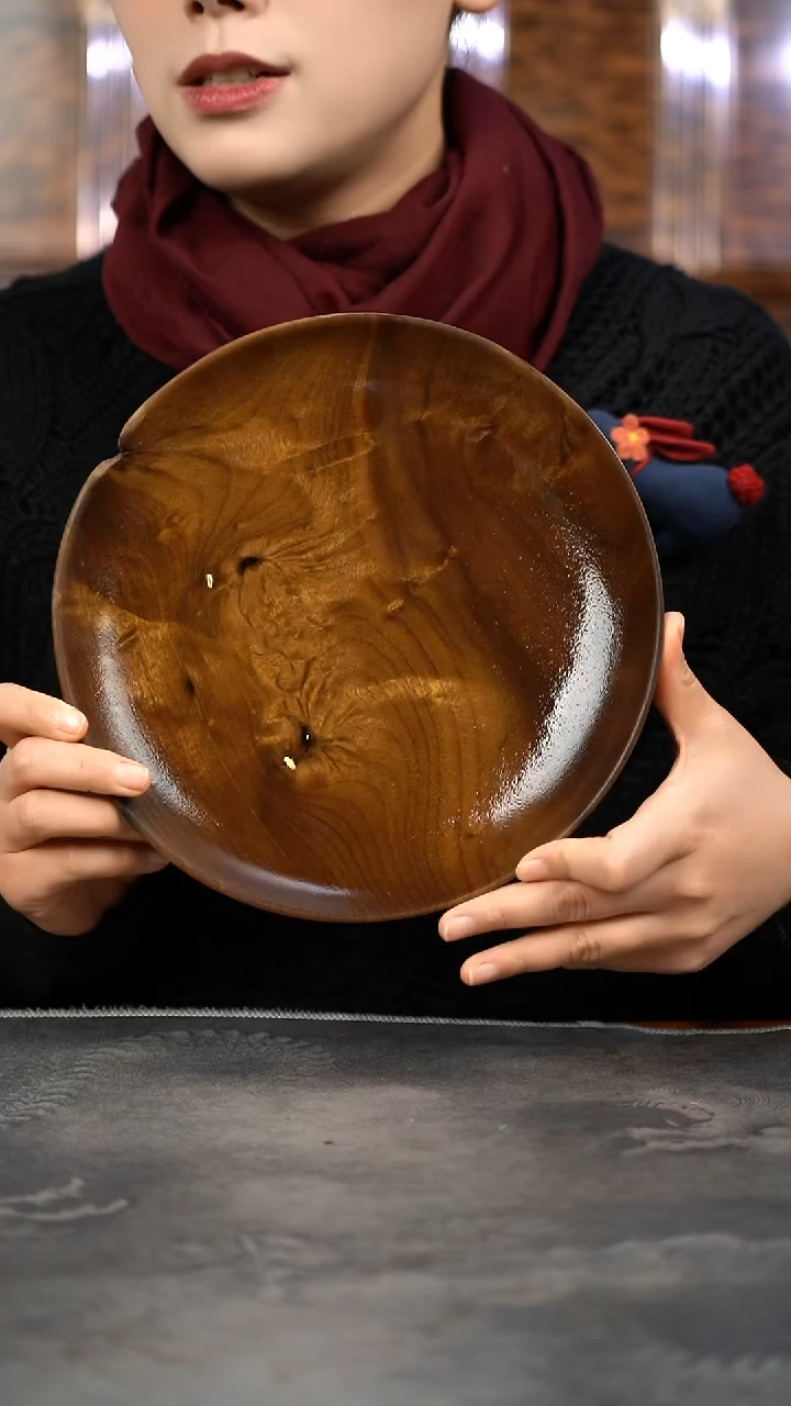 【闪购商品】金丝楠原木精工坚果盘599