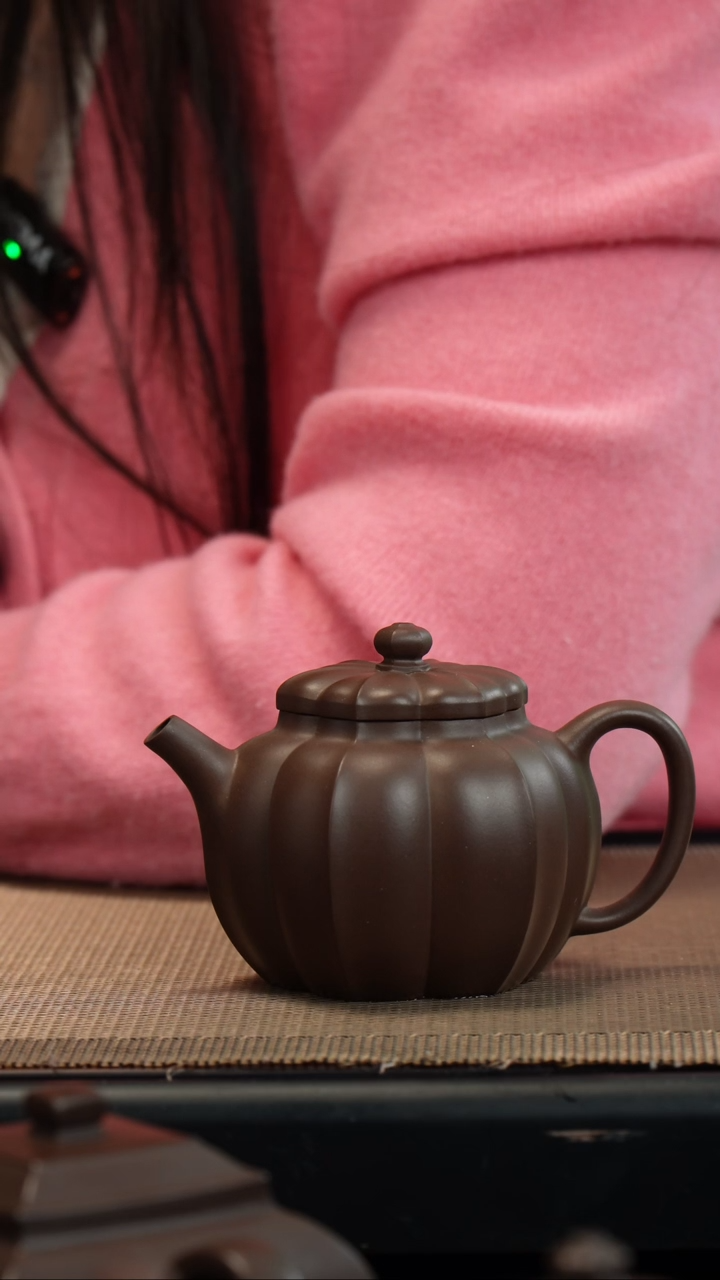 【闪购商品】紫砂茶壶老紫泥筋纹凌云