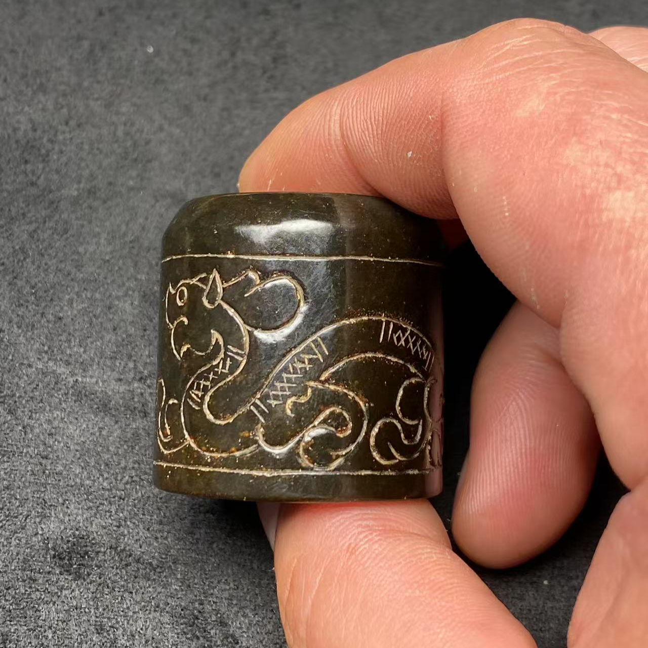 雕刻 龙纹 和田玉 扳指