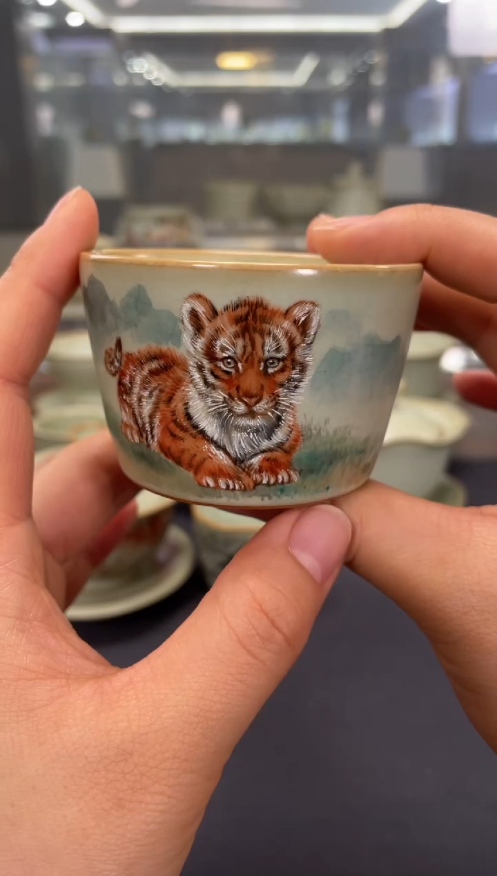 【闪购商品】周泽堂余秀华彩绘君子竹节杯（虎）