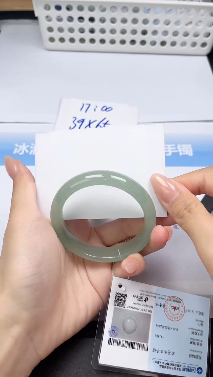 未镶嵌手镯石英质玉55-56.3