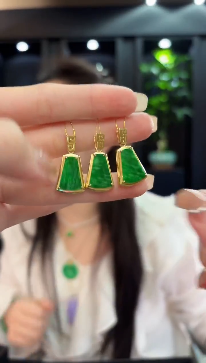 吊坠(不含链)未镶嵌翡翠缅料A货/多样性发货/一件