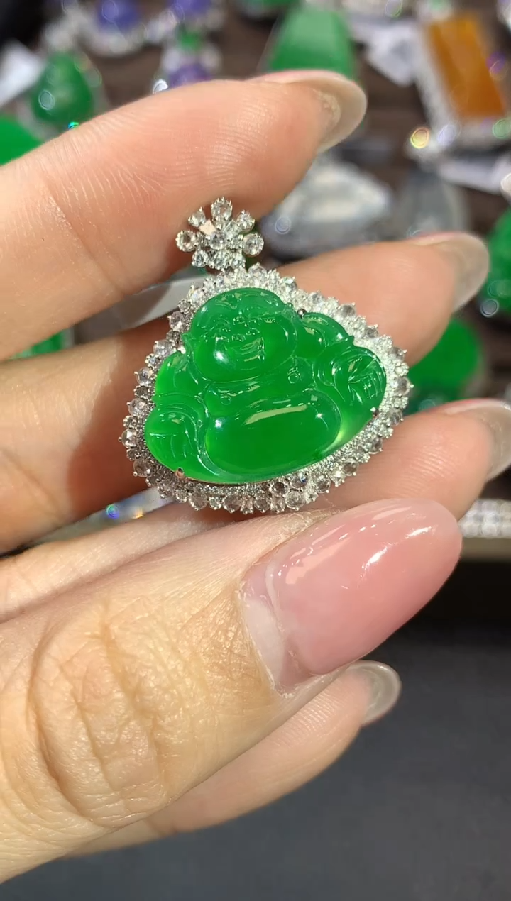 【闪购商品】翡翠吊坠(不含链)18K金镶嵌D39
