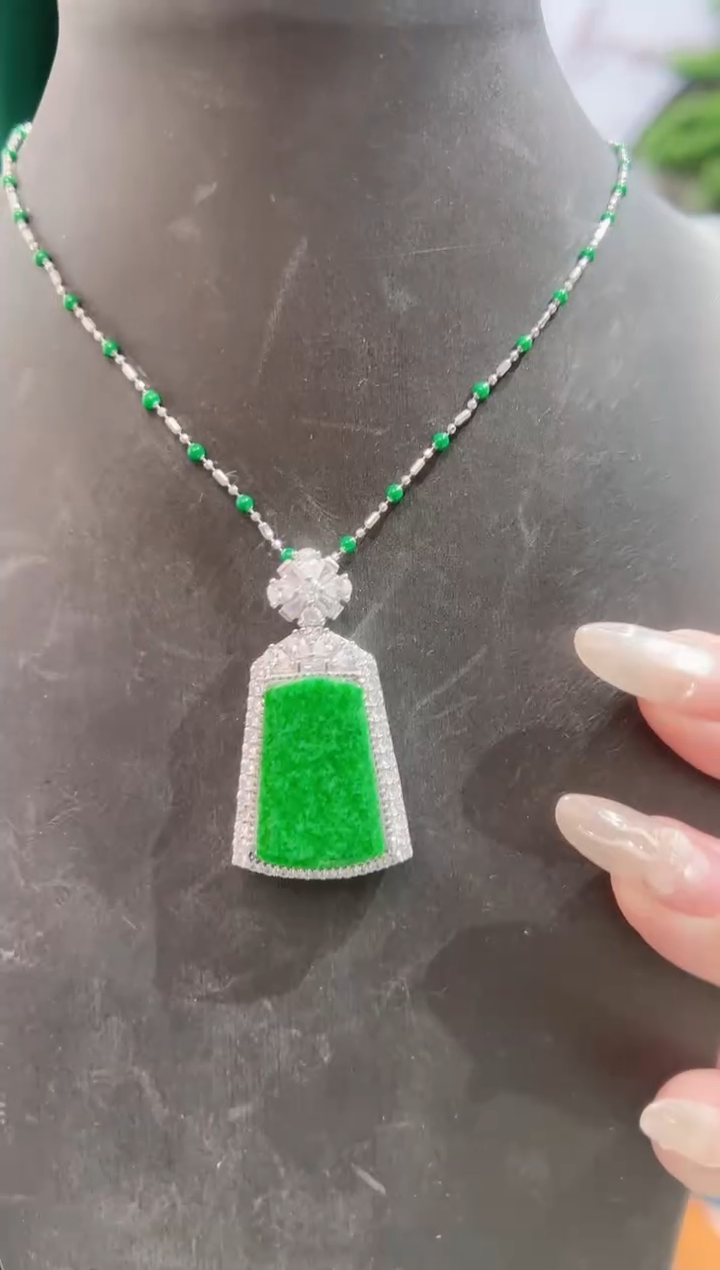 【闪购商品】翡翠颈饰银S925镶嵌无事牌