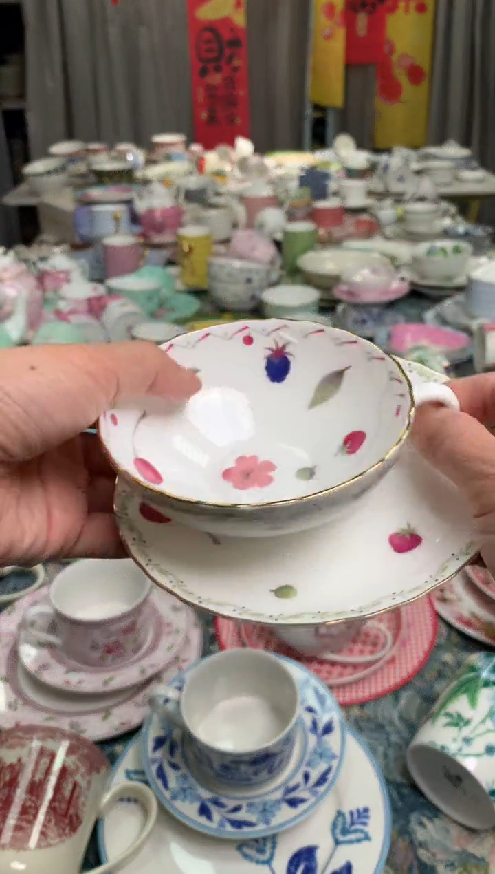 【闪购商品】瓷片陶瓷原单CC318餐具1个