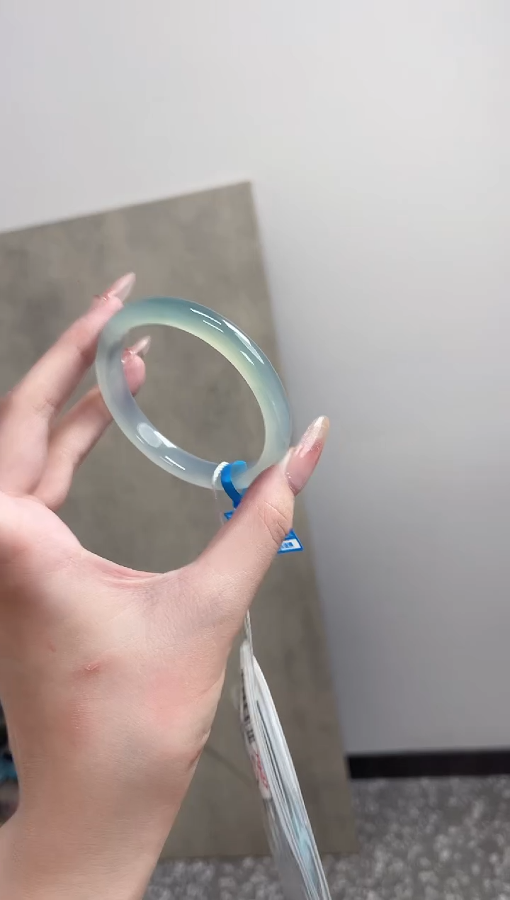 【闪购商品】玛瑙/玉髓手镯未镶嵌57圈