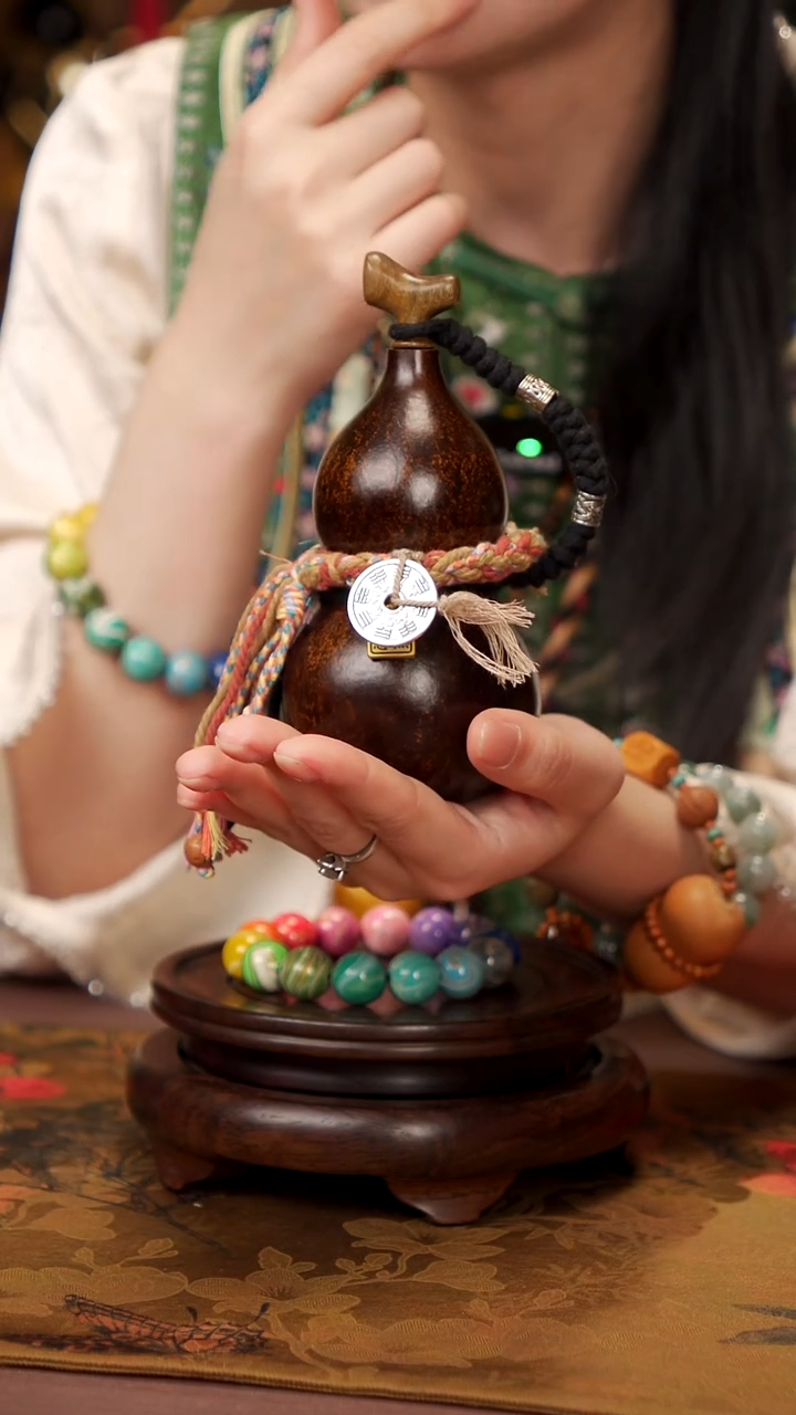 181易林大漆酒葫芦-----88