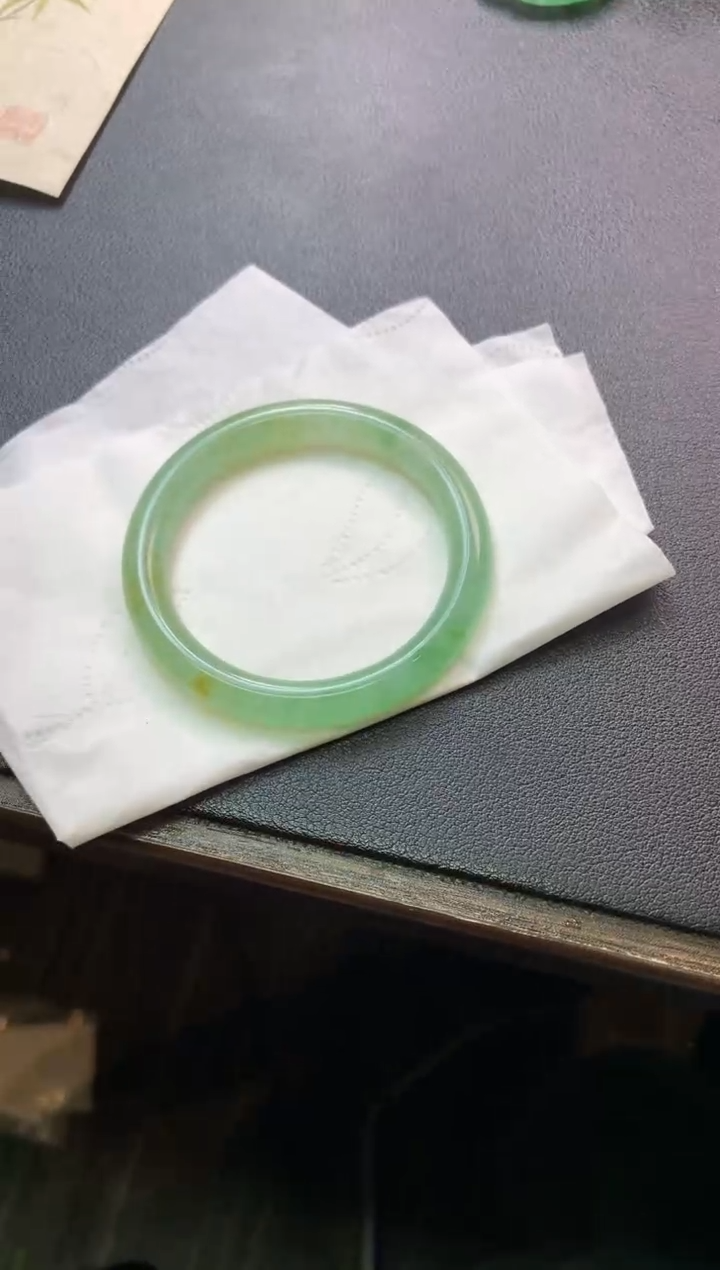 未镶嵌定制翡翠毛货