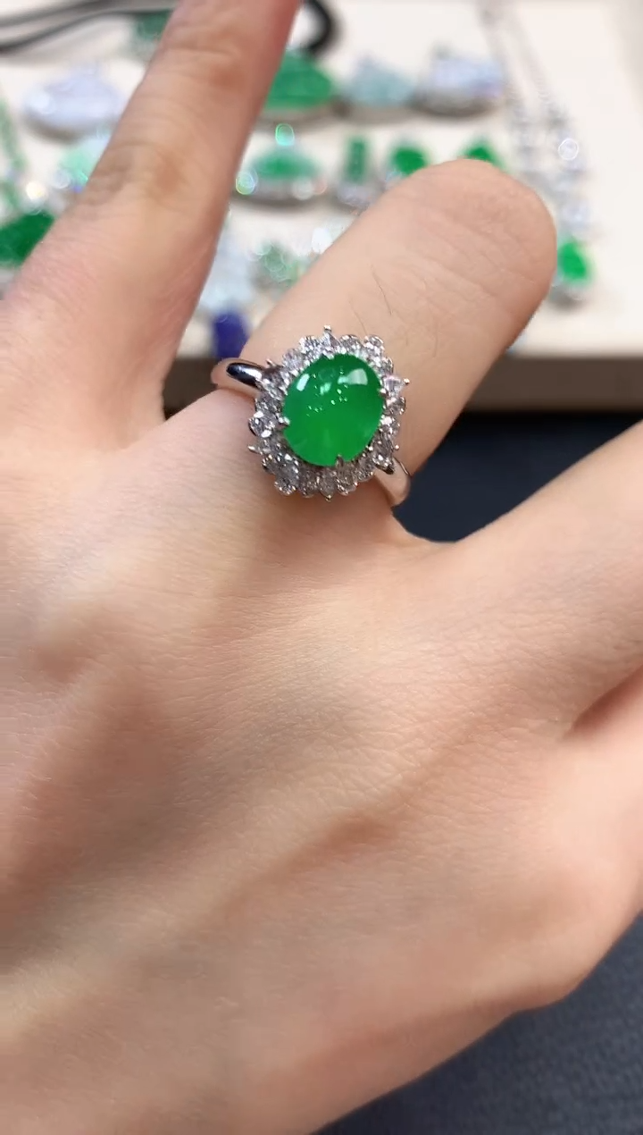 【闪购商品】翡翠戒指18K金镶嵌b93多样性一件发货