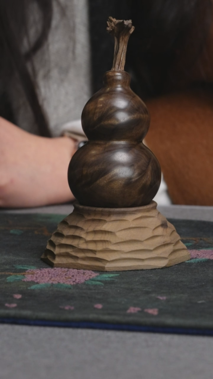 【闪购商品】金丝楠古沉葫芦摆件