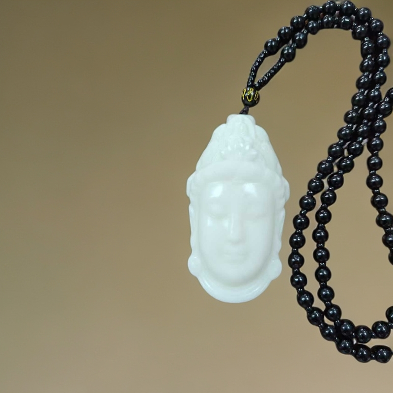 蓝田玉佛首全玉吊坠70×40 A36