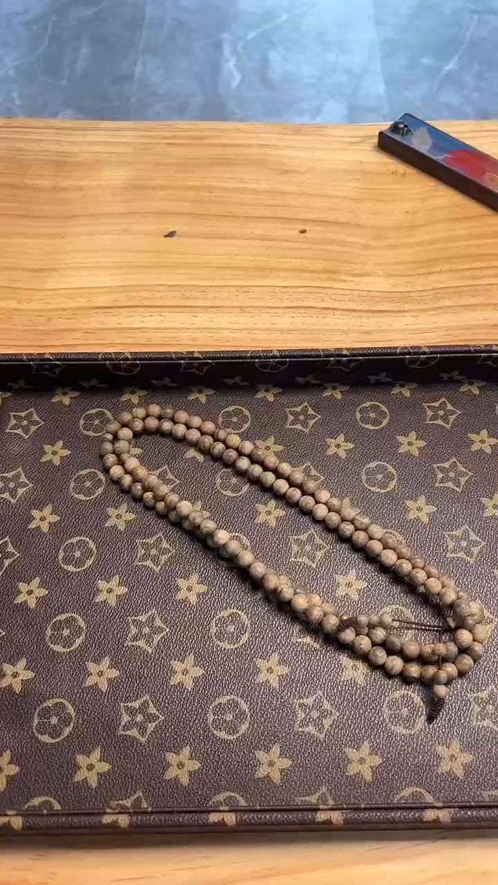 【闪购商品】沉香吊坠天然野柬埔寨0.8多圈21g+