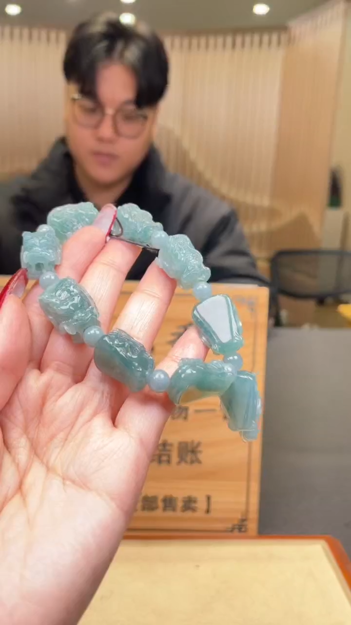 【闪购商品】翡翠颈饰未镶嵌      *130