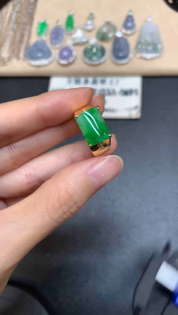 【闪购商品】翡翠戒指18K金镶嵌【无服务费