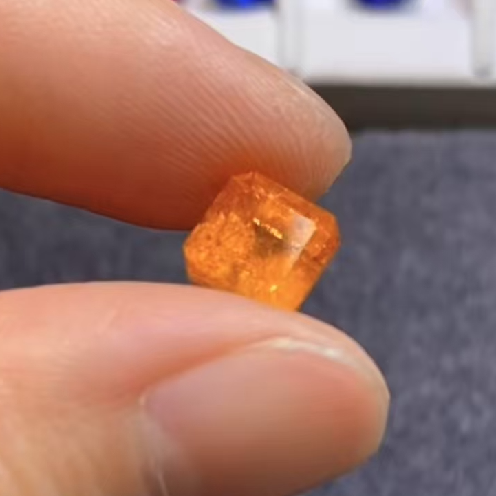 天然芬达石2.97ct