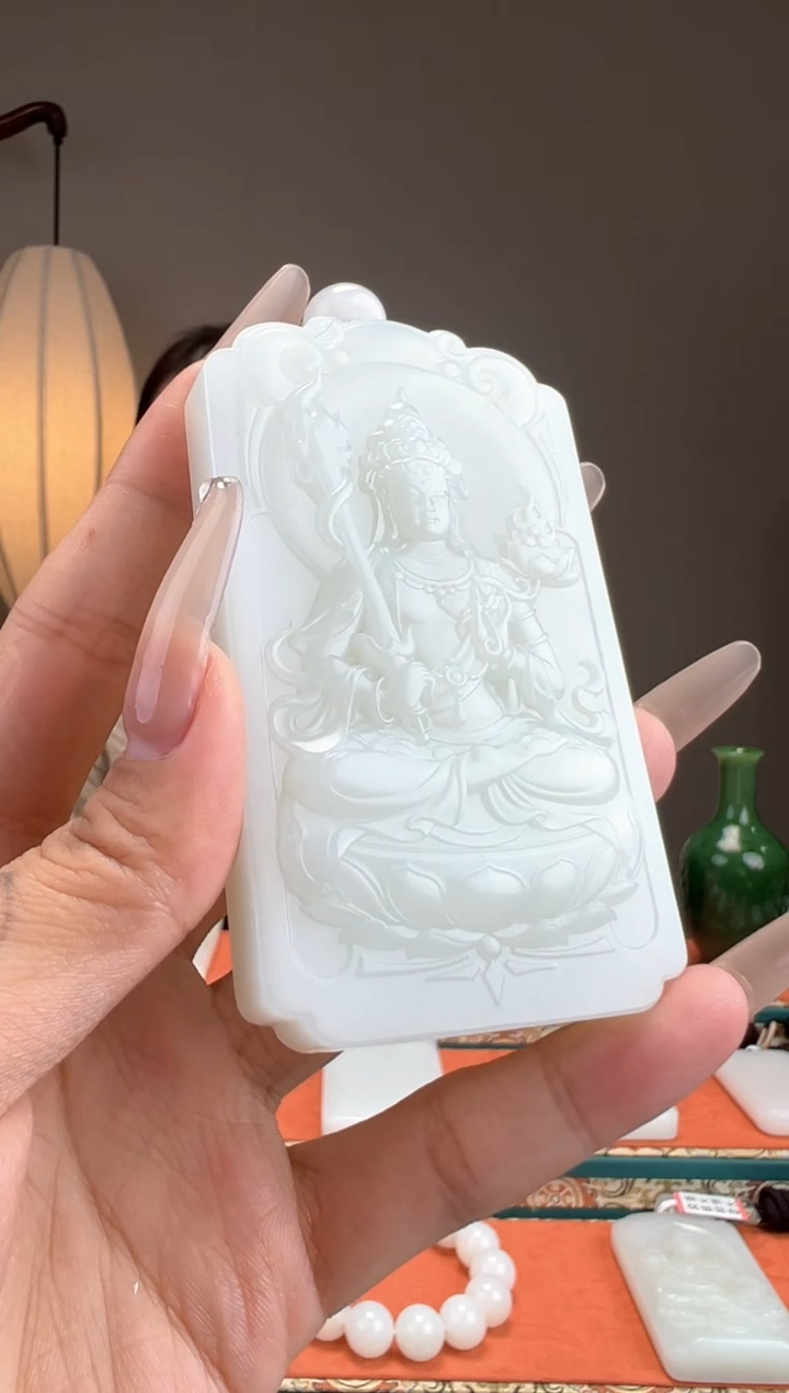 【闪购商品】和田玉颈饰未镶嵌1
