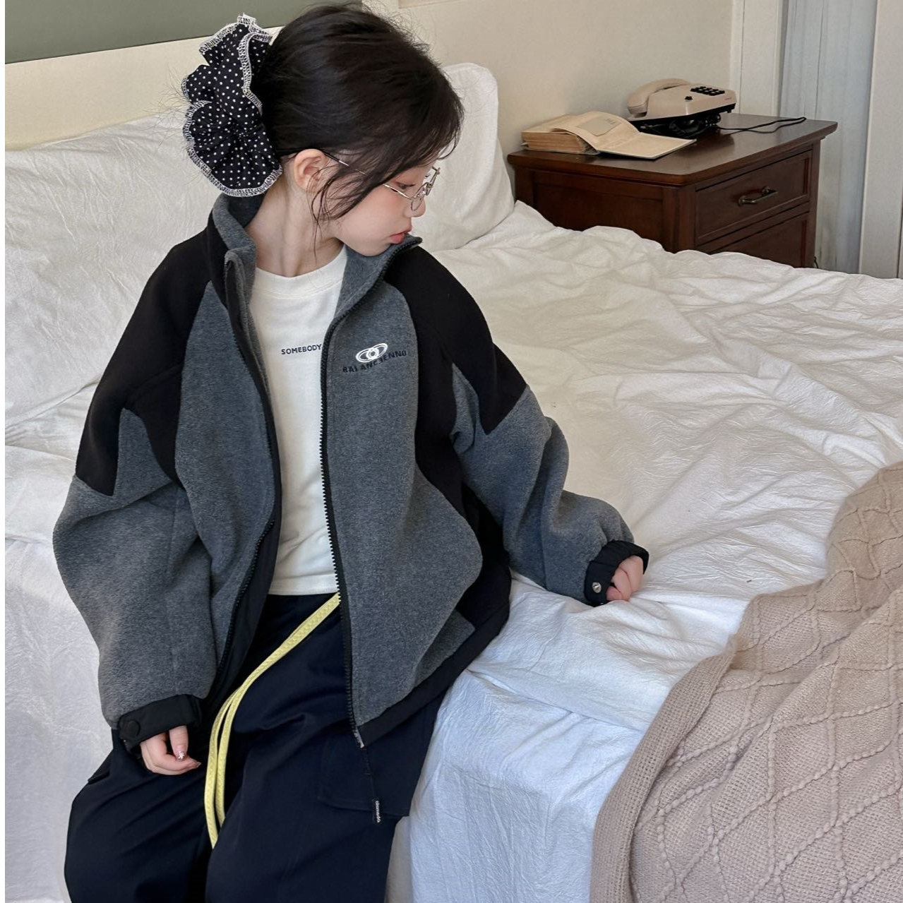 2025秋装新款深秋女童摇粒绒厚实字母外套K25219