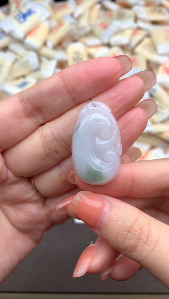 【闪购商品】翡翠挂件未镶嵌一
