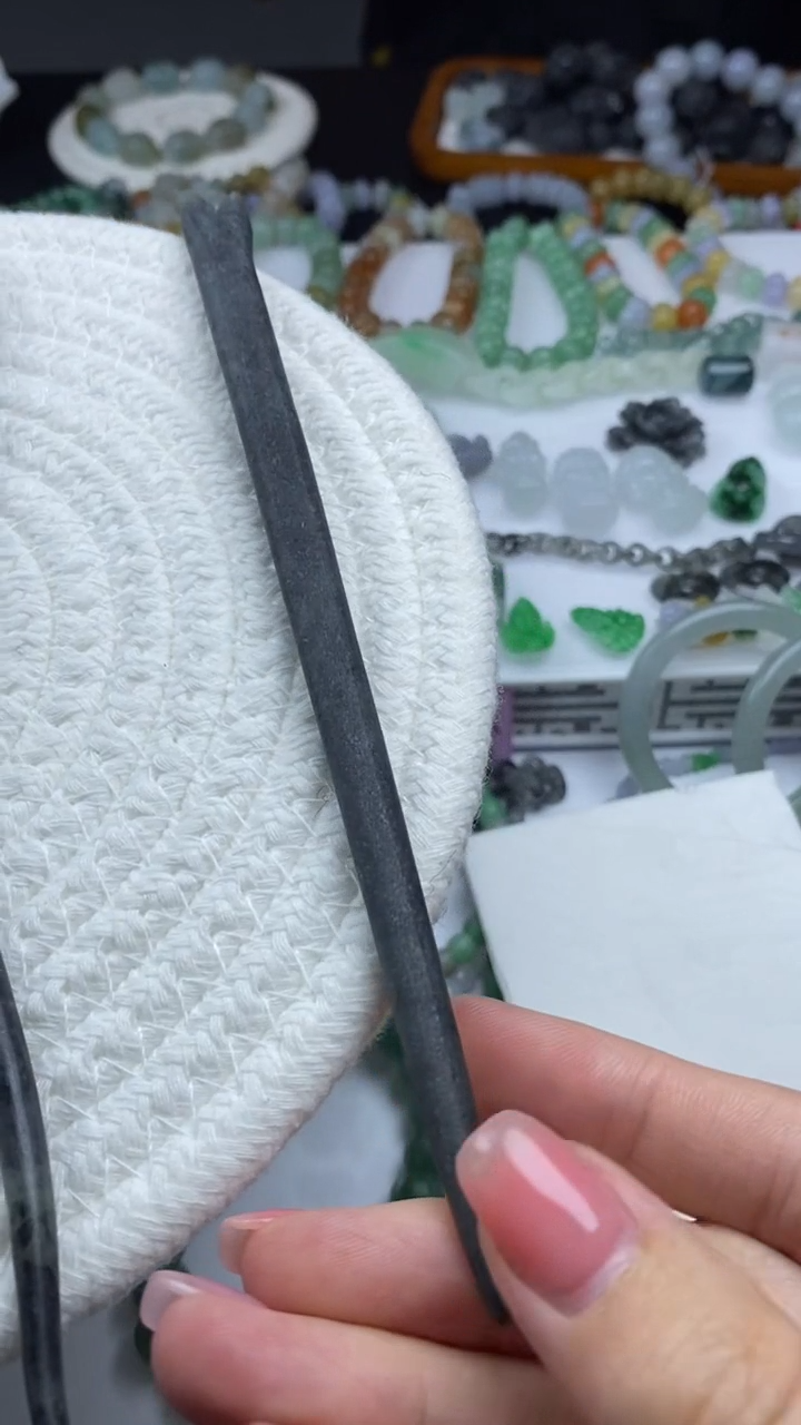 定制翡翠未镶嵌毛货定制不退不换