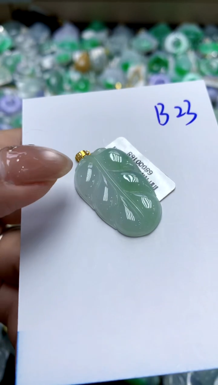 【闪购商品】翡翠颈饰18K金镶嵌1111111111111111