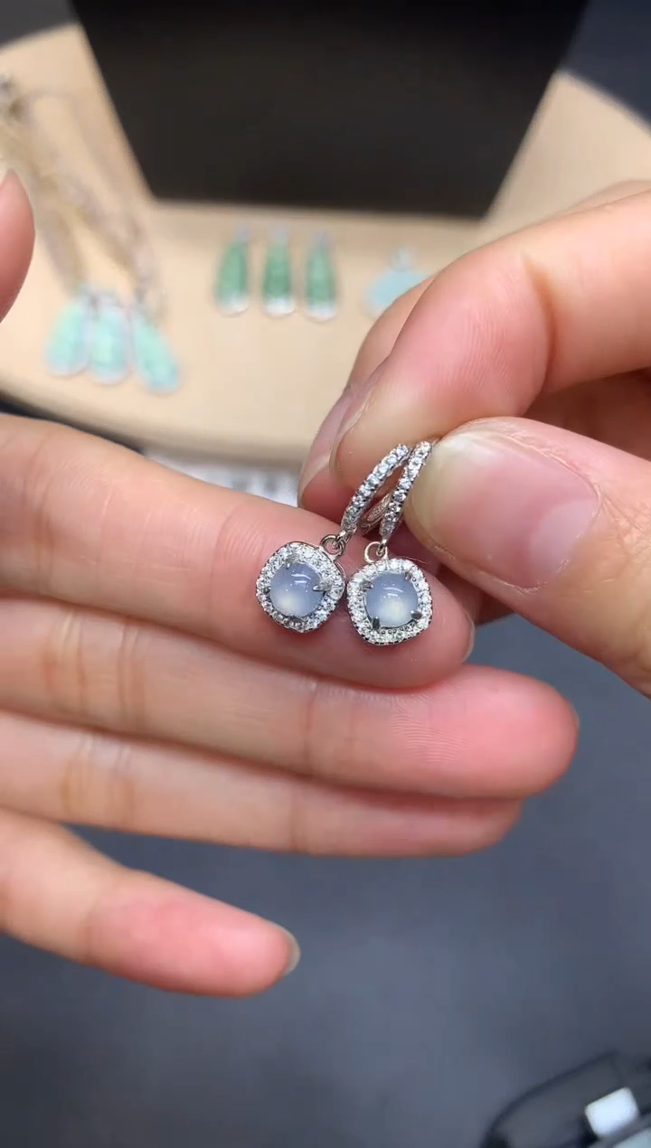 【闪购商品】翡翠耳饰银S925镶嵌葫芦【无服务费】