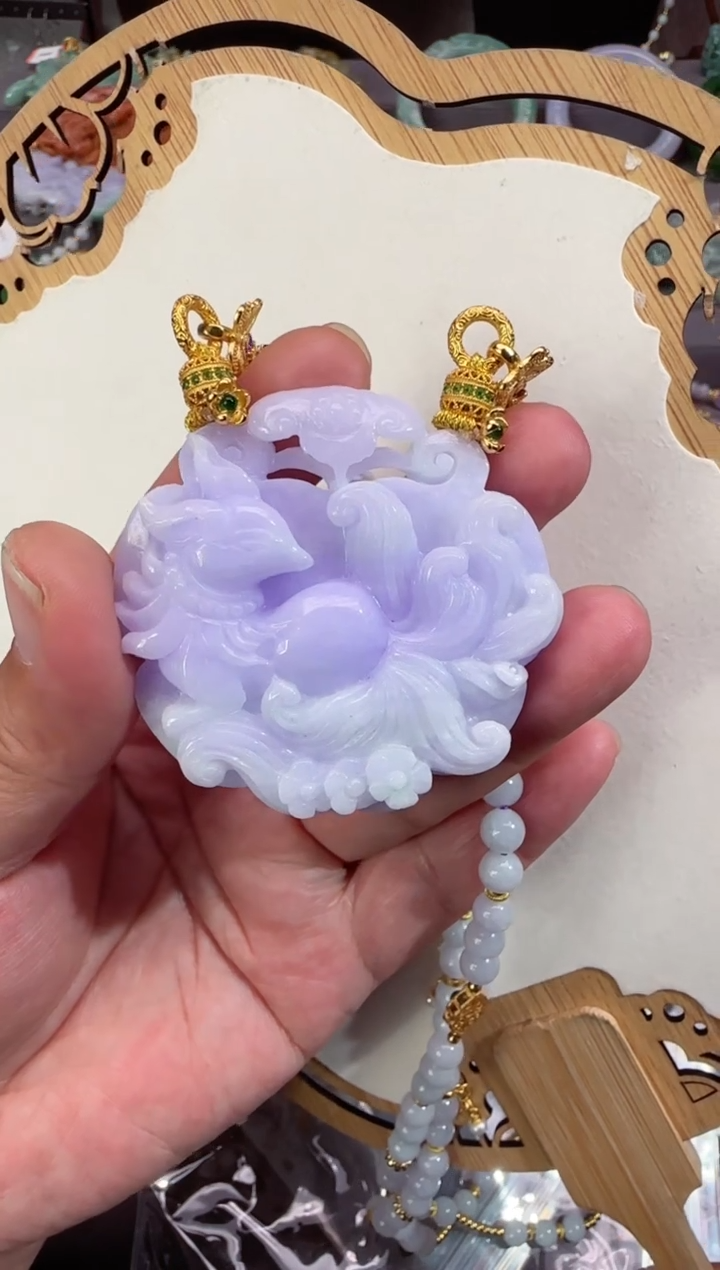 【闪购商品】翡翠颈饰未镶嵌拍照