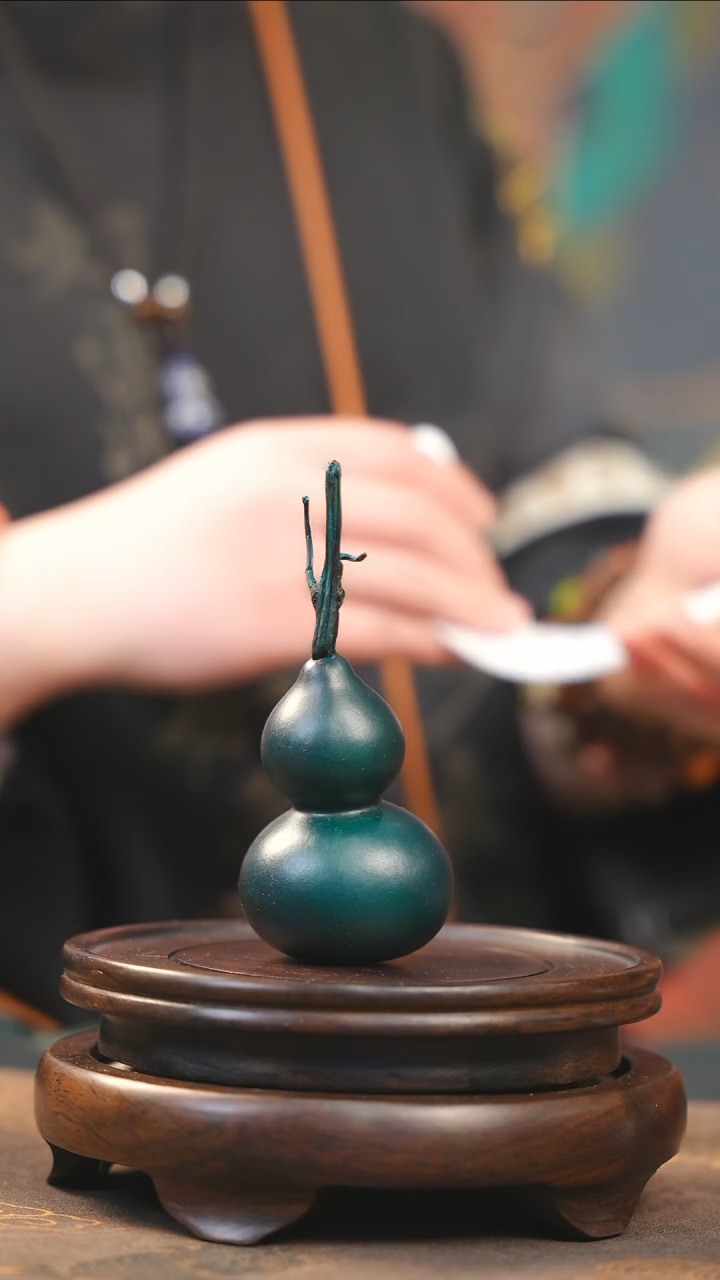 【闪购商品】YL254大漆精致小手捻(未开口）