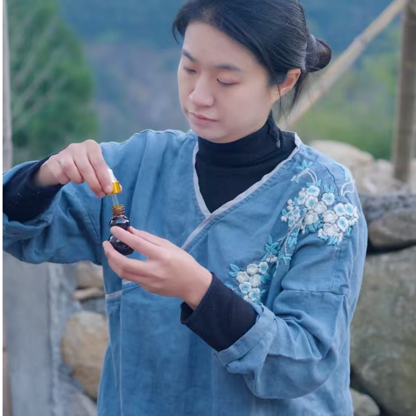 上山村姑娘苍耳小样