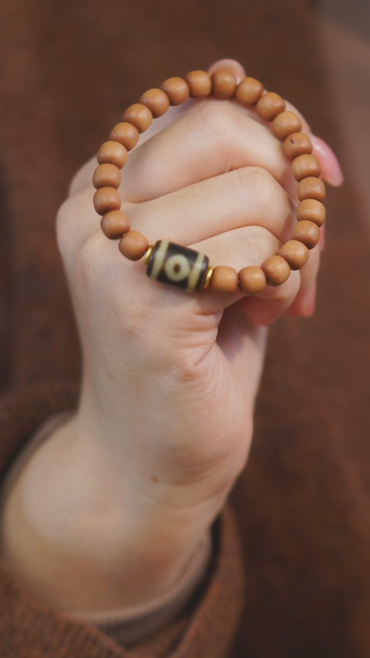 【闪购商品】玛瑙/玉髓手串未镶嵌多样性发一