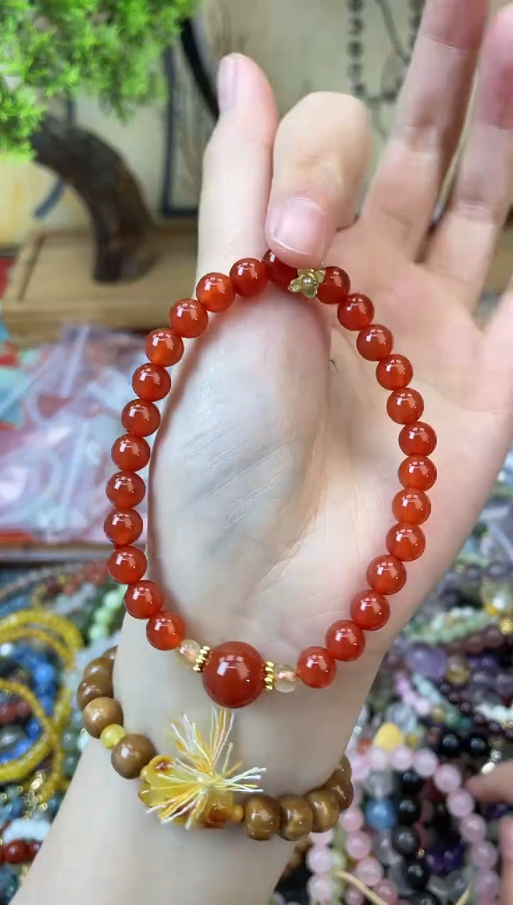 【闪购商品】玛瑙手饰未镶嵌180手串