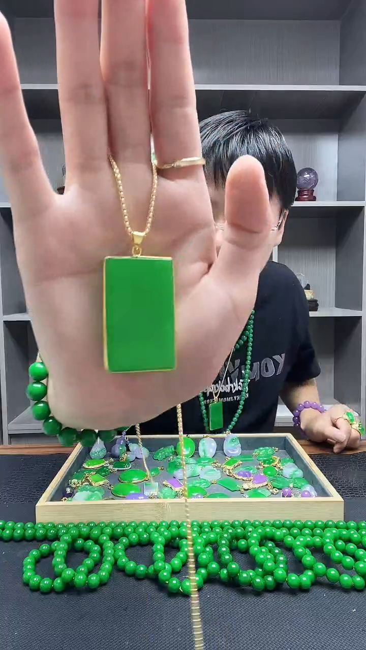 翡翠14K金镶嵌吊坠(赠链)吊坠