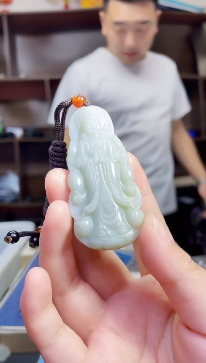 和田玉未镶嵌颈饰1