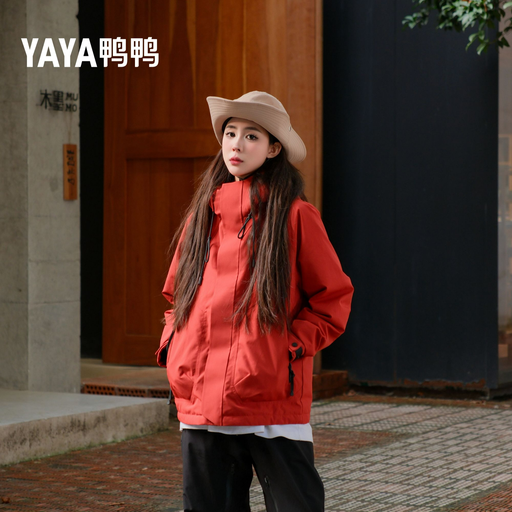 YAYA情侣加厚鸭绒保暖连帽外套户外冬季YE4B017197P