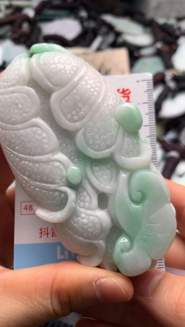 【闪购商品】翡翠吊坠(不含链)未镶嵌1