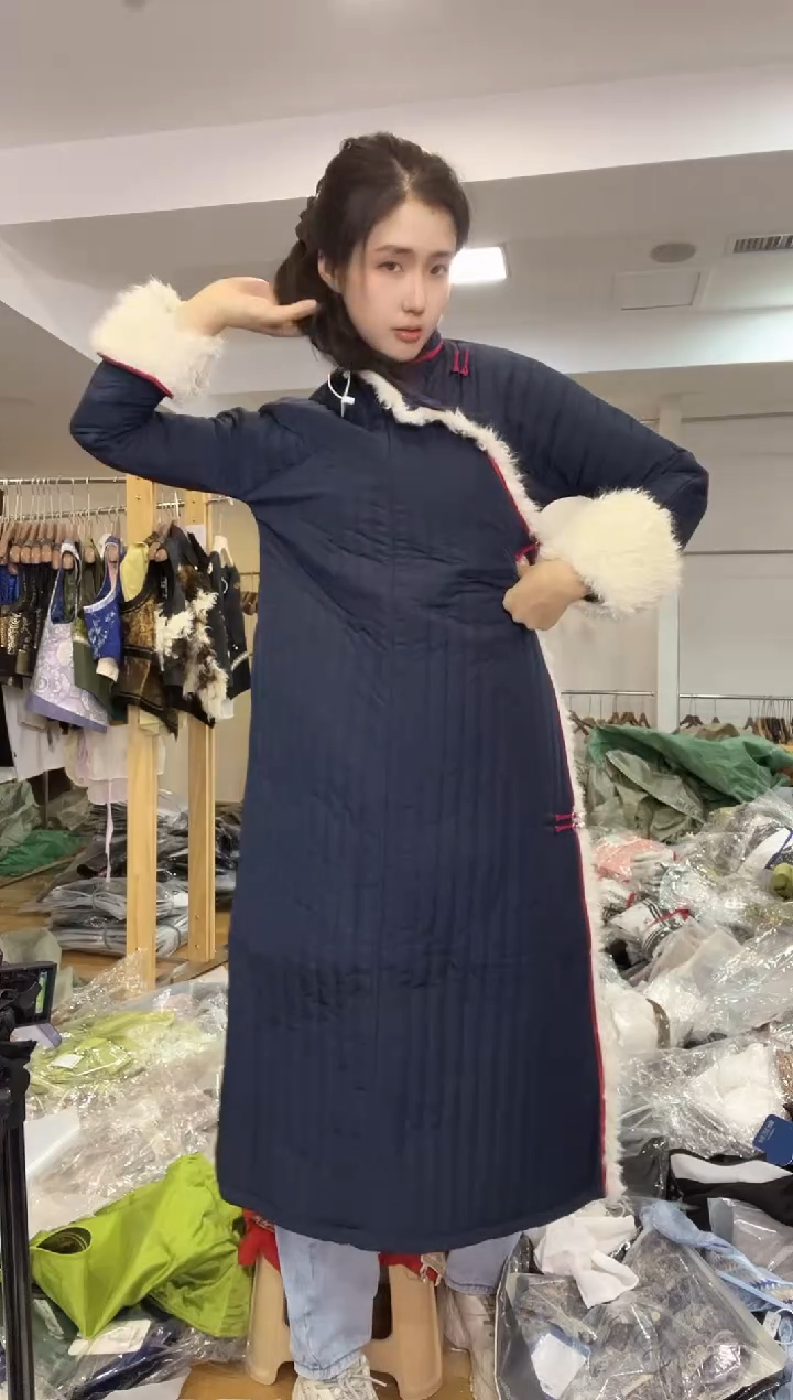 长款 棉服       S码         1145斤  