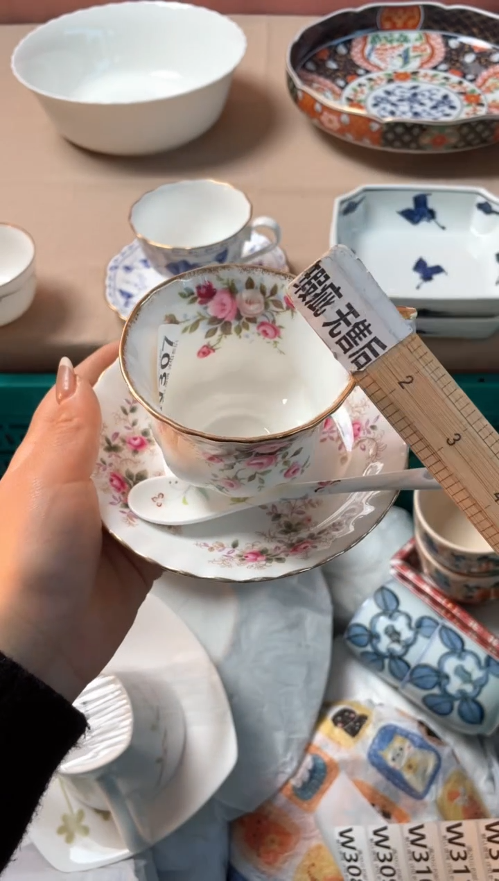 瓷片洛***伊瓷器瓷器W307