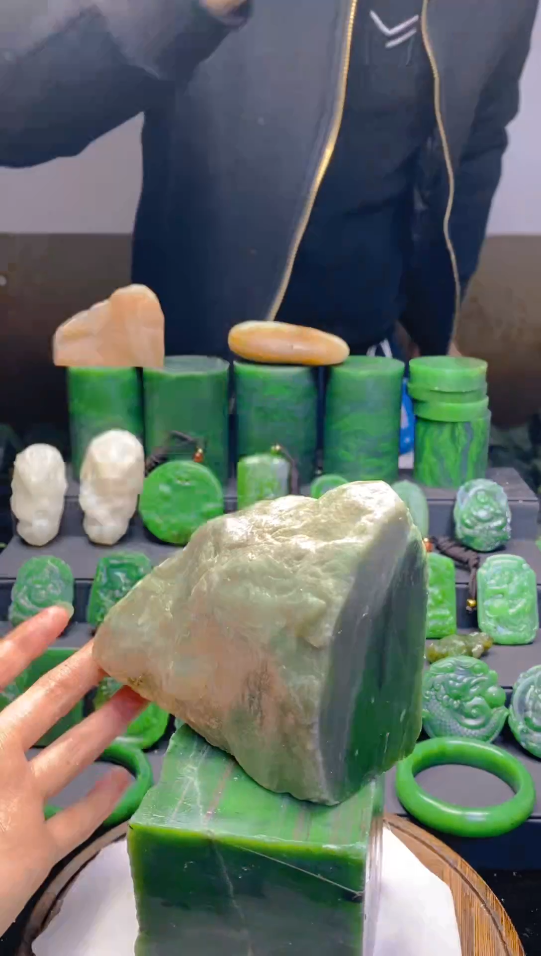 未镶嵌和田玉珠宝半成品1