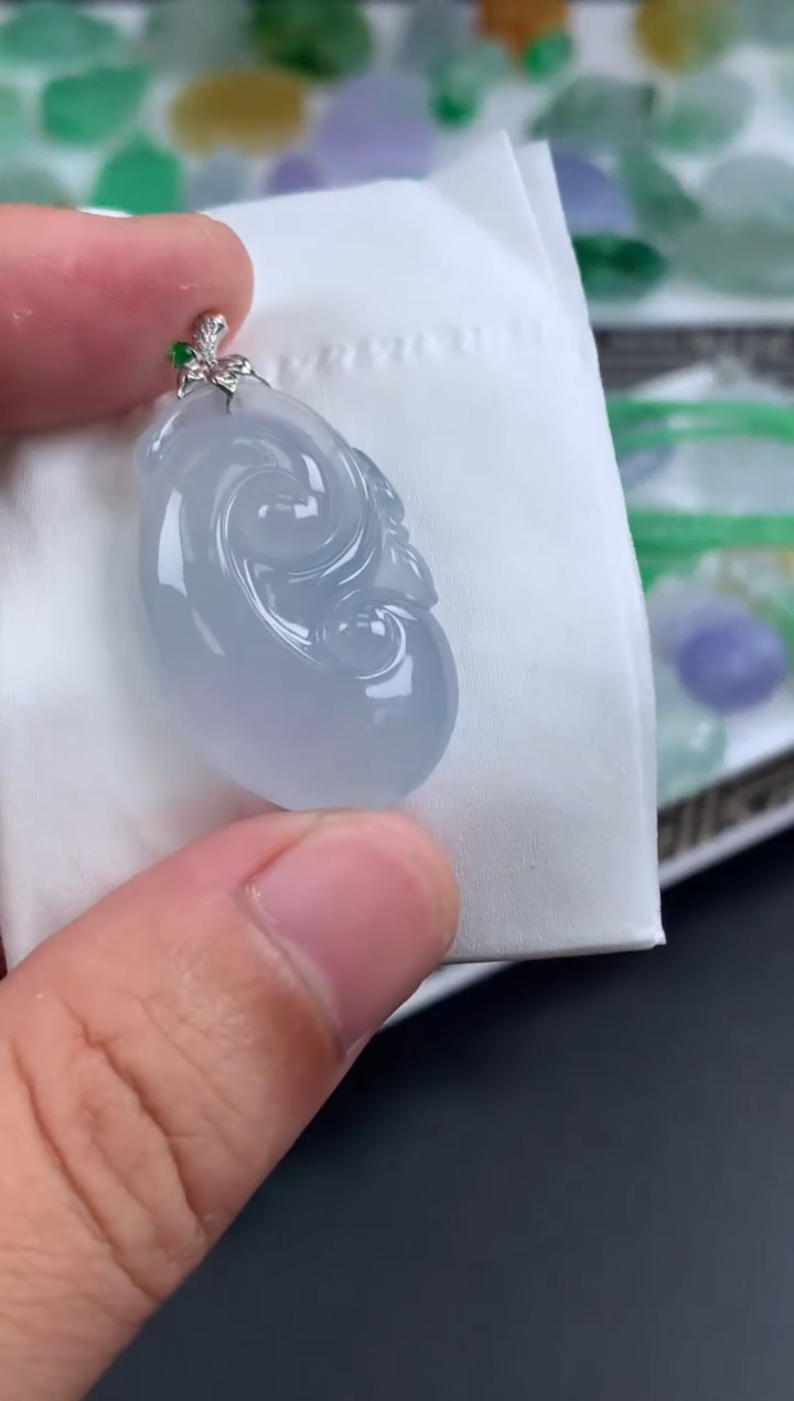 【闪购商品】翡翠颈饰18K金镶嵌翡翠