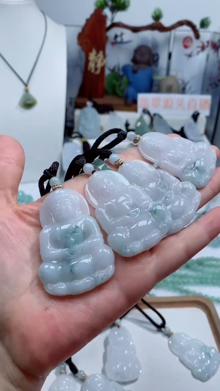 翡翠未镶嵌颈饰吊坠团购多样性发一件